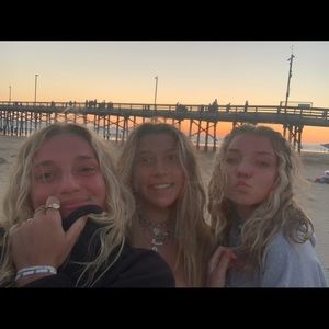 Meet your Posher, Ella